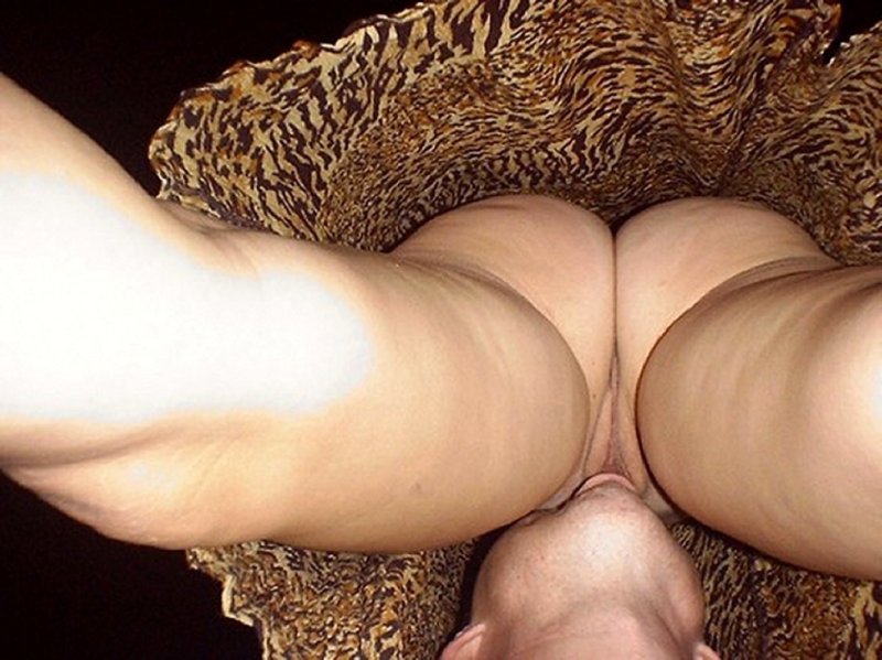 Под юбкой куни