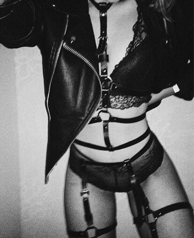 Гартеры с портупеей женские