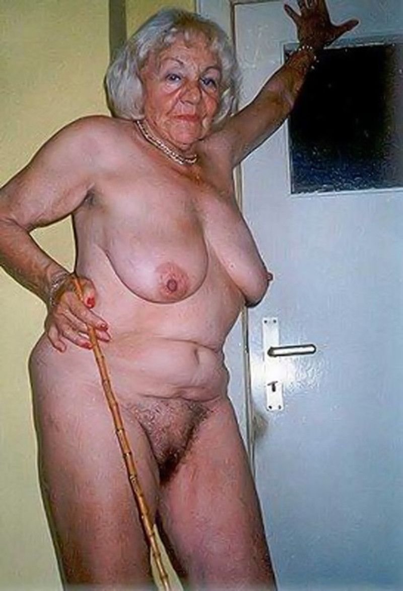 Очень очень старые голые женщины