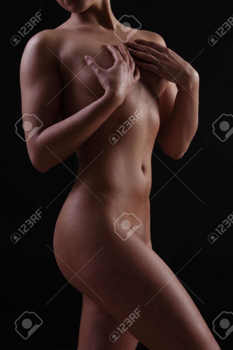 Обнаженное женское тело