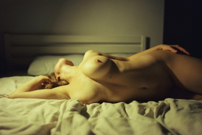 Красивая девушка эротика