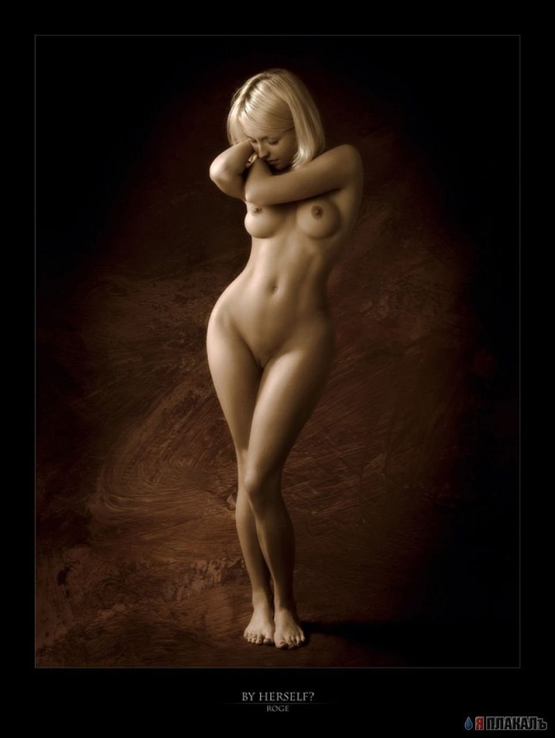 Голое женское тело