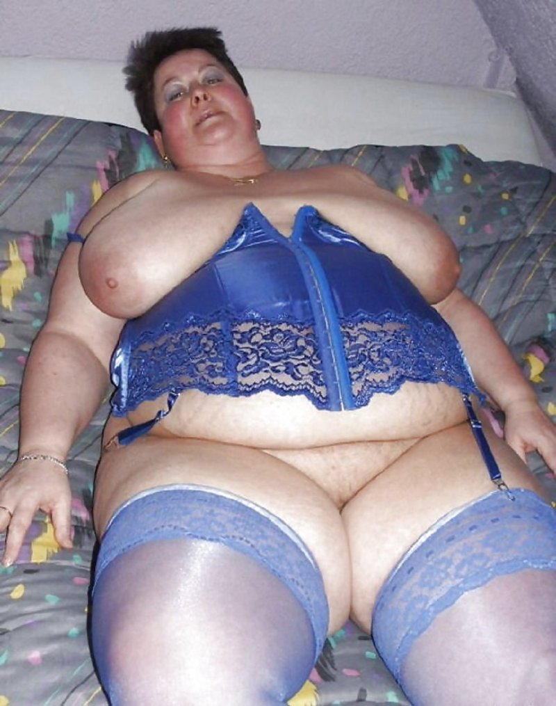 Толстые в трусах