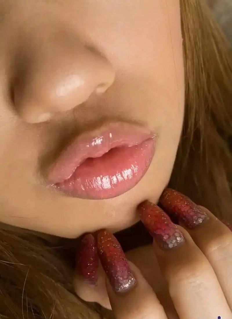 Эротика губы