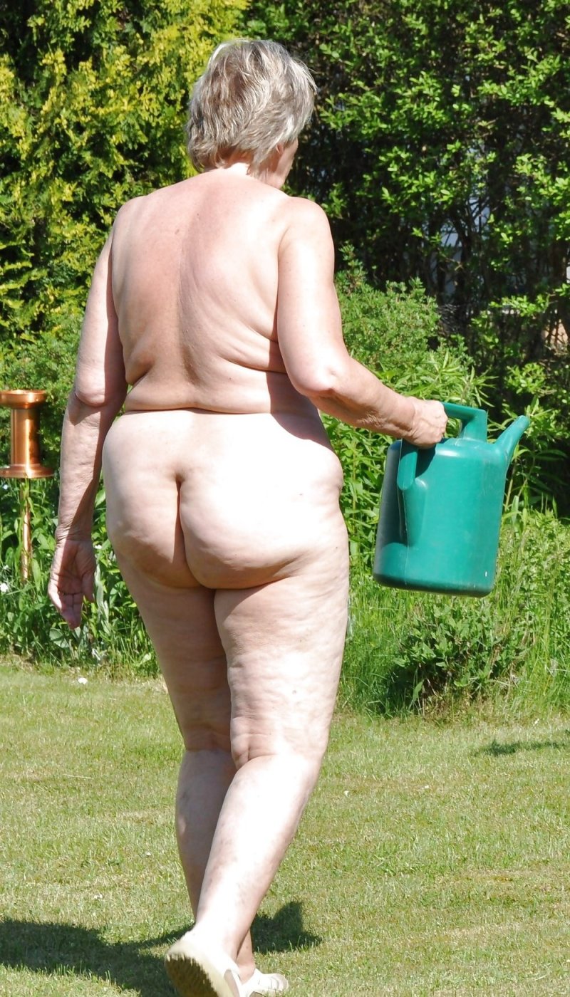 Лейка садовая