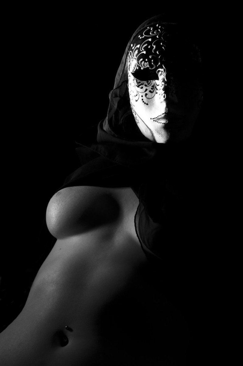 Маска венецианская