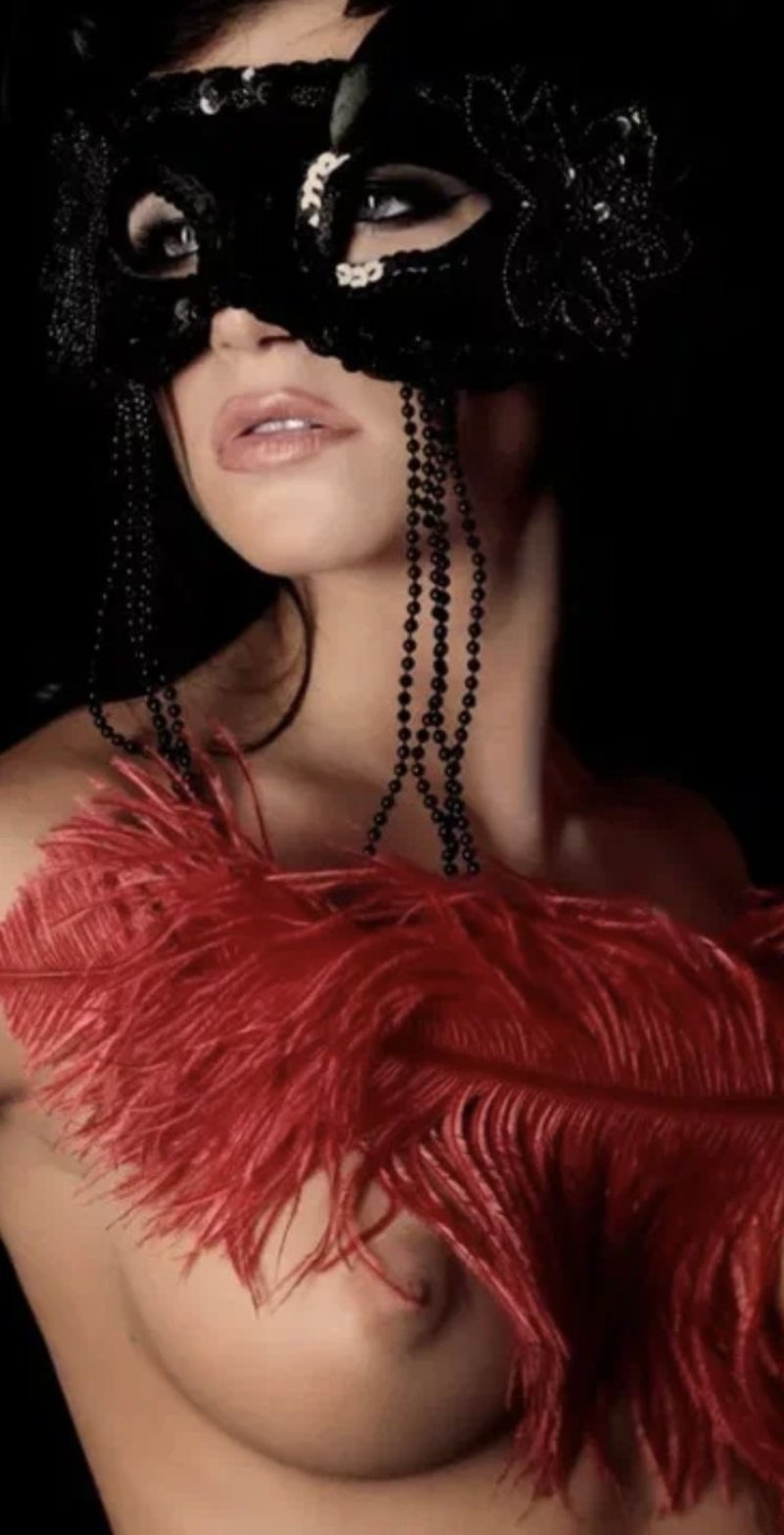 Маска livia corsetti