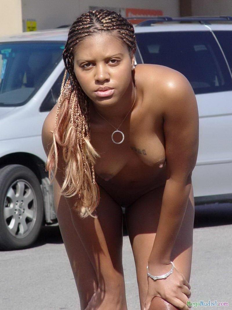 Чернокожие голые девушки