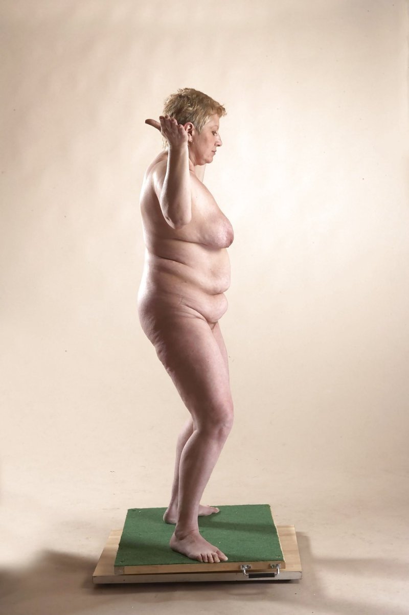 Женщина с лишним весом