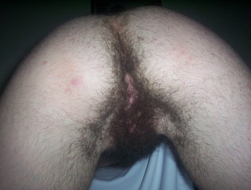 Волосатая женская задница