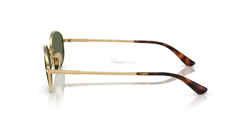 Солнцезащитные очки vogue