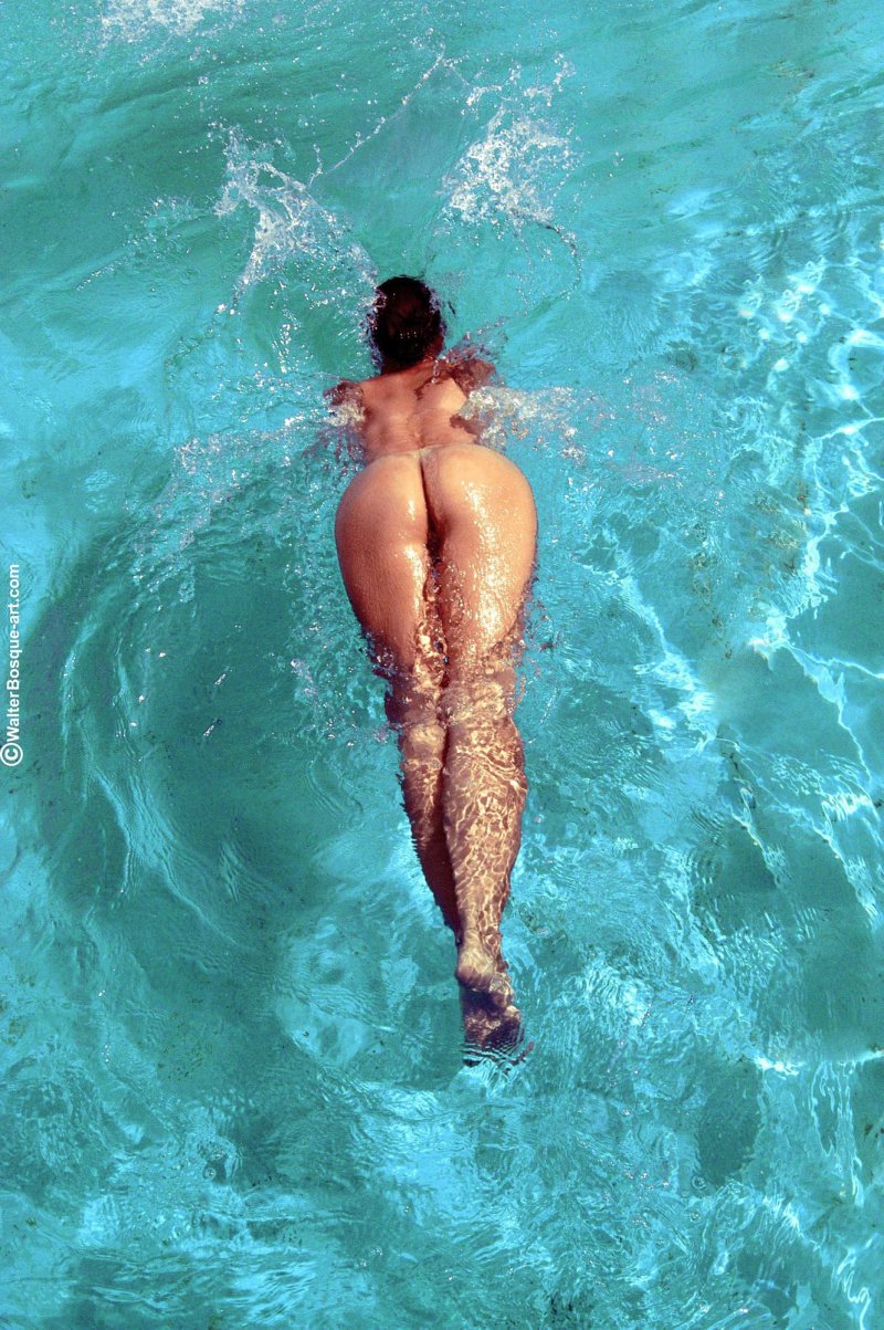 Нудисты голые