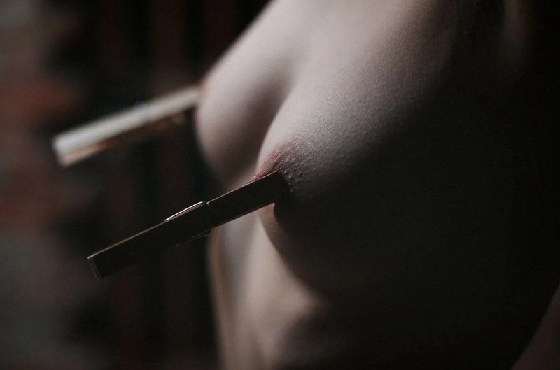 Прищепки на сосках