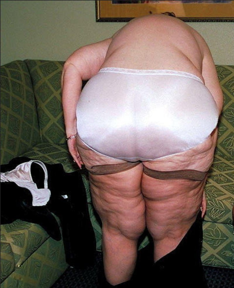 Пожилые толстушки в трусах