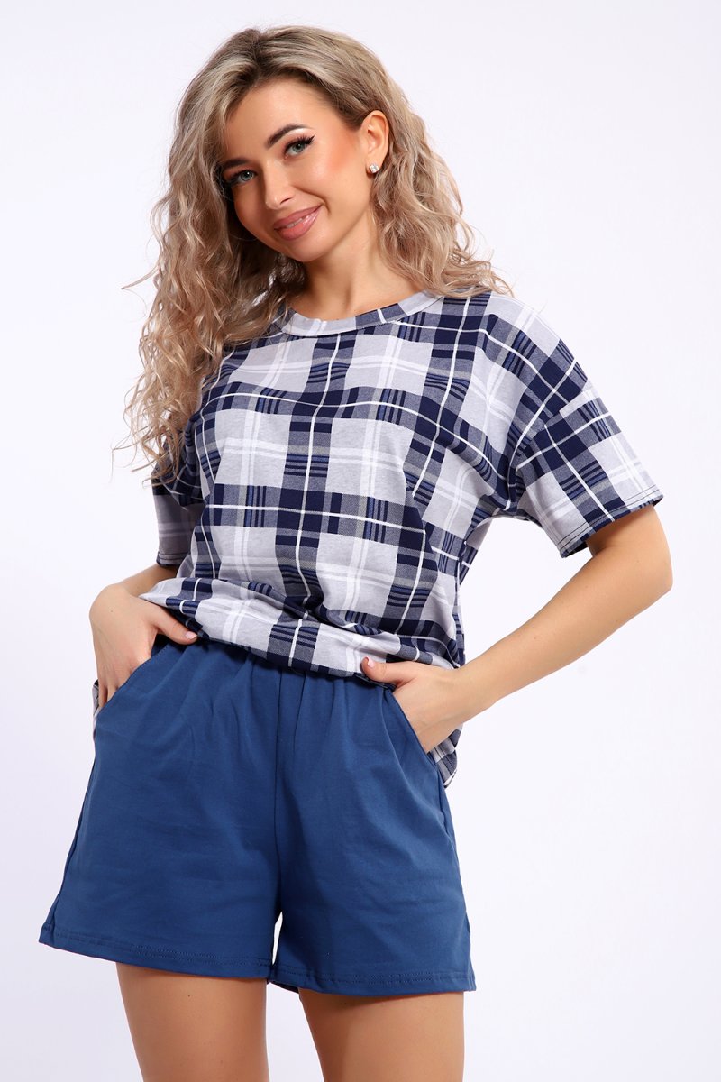 Костюм женский