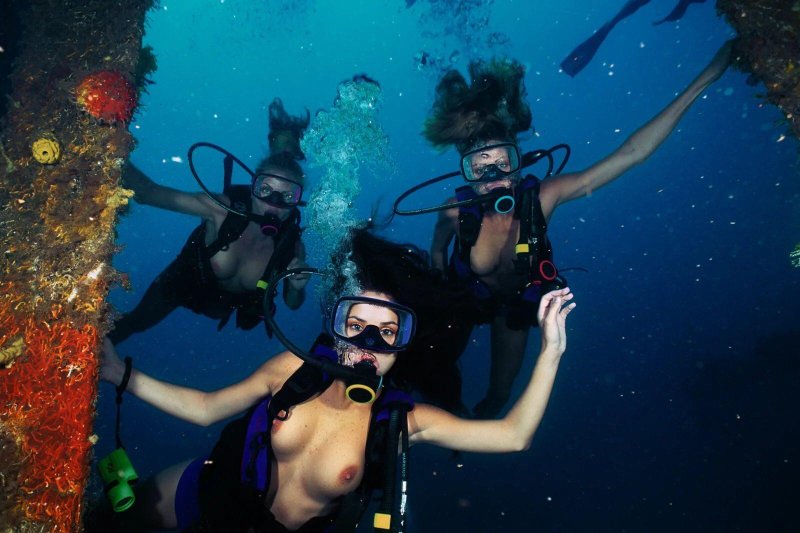 Дайвинг скуба герлз