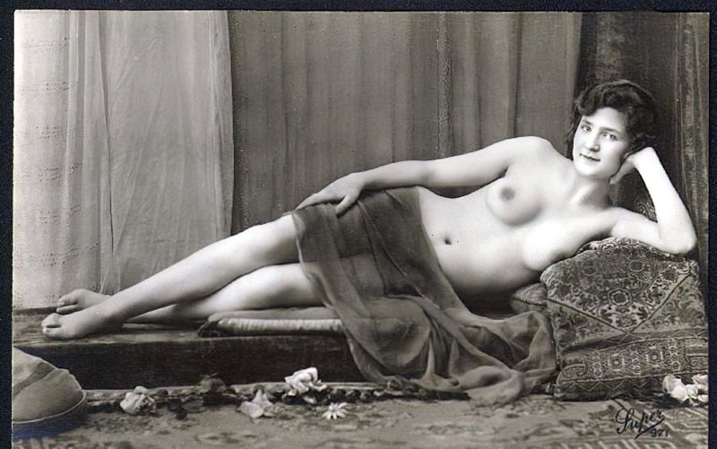 Винтажные голые женщины