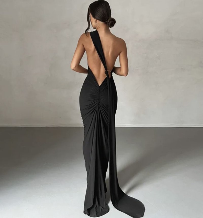 Платье макси с открытой спиной