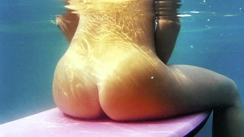 Голые девушки под водой