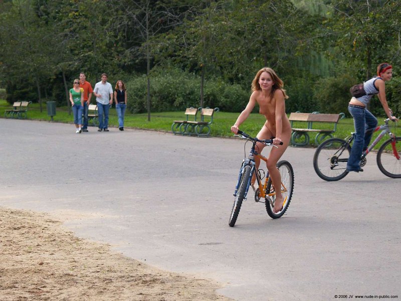 World naked bike ride