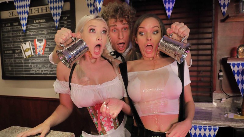 Октоберфест девушки фройляйн