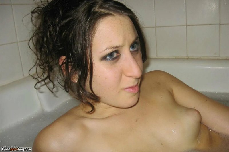 Эро домашнее