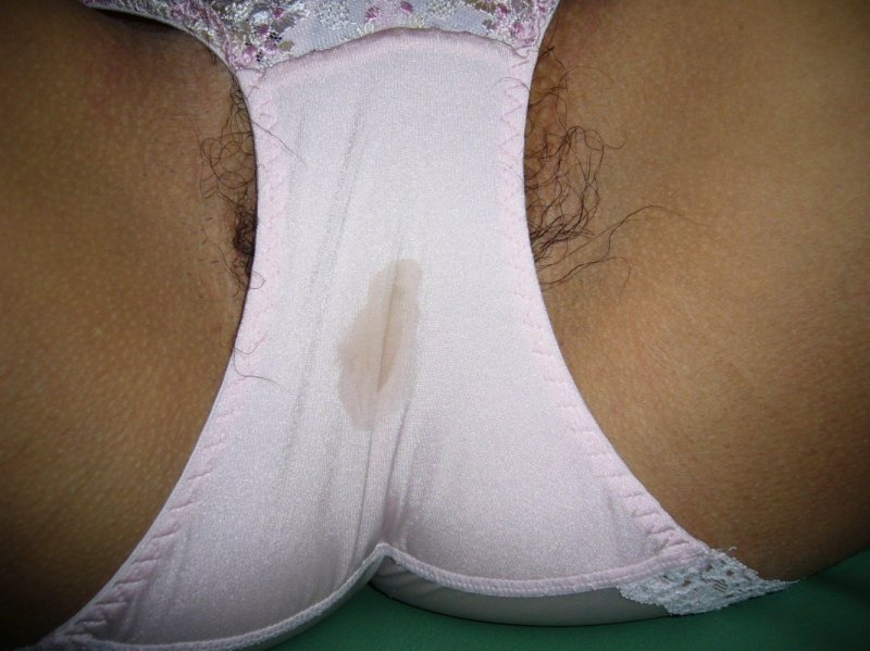 Грязные женские трусики