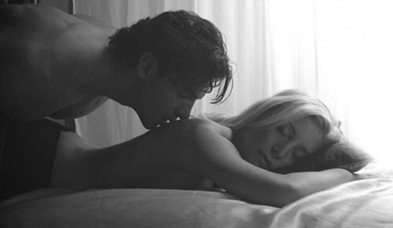 Поцелуи в постели