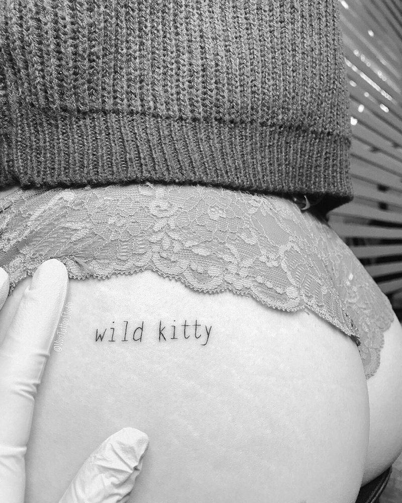 Татуировка на попе