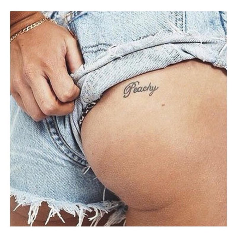 Татуировки на ягодицах