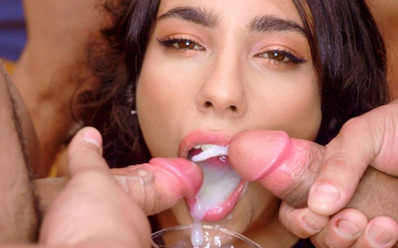 Яна порнозвезда premiumbukkake