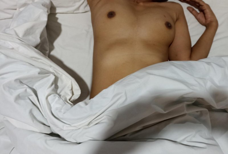 Голая женщин