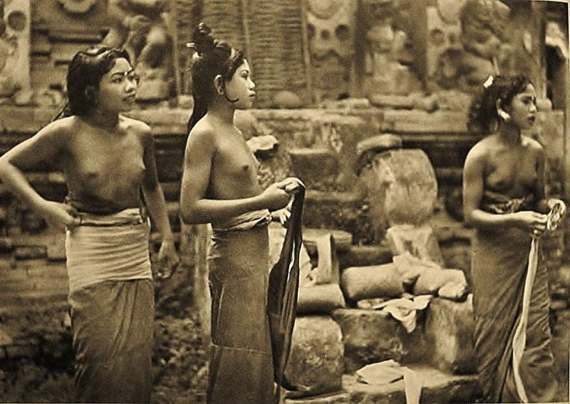 Индонезия век