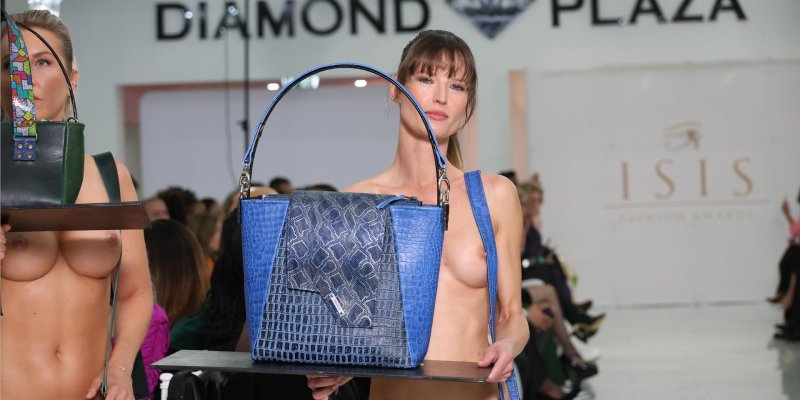 Сумочка стильная