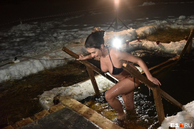Крещенские купания без комплексов