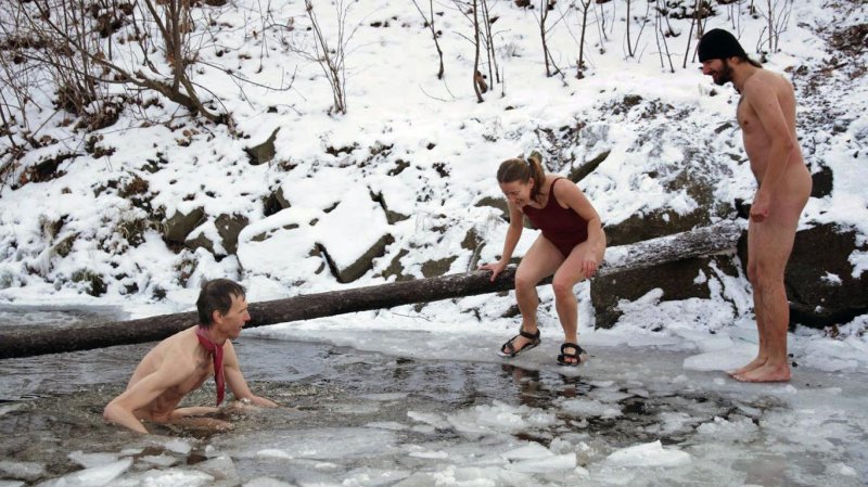 Купание зимой