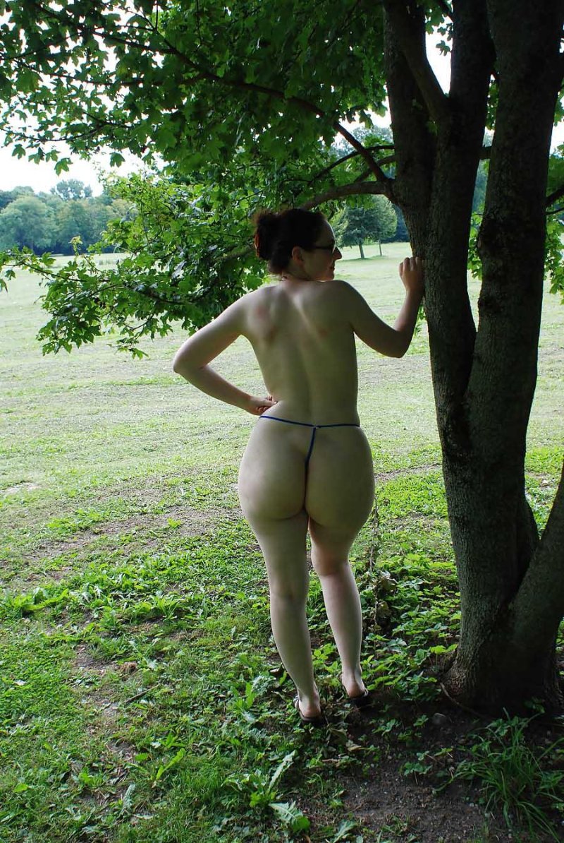 Женщины с большими попами