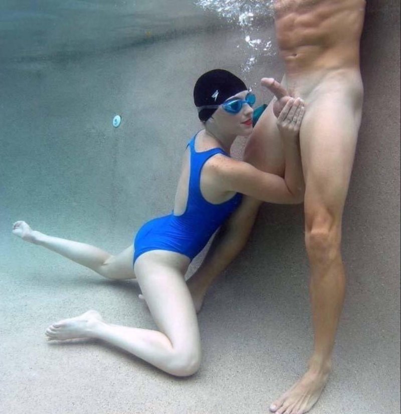 Шапочка для плавания в бассейн