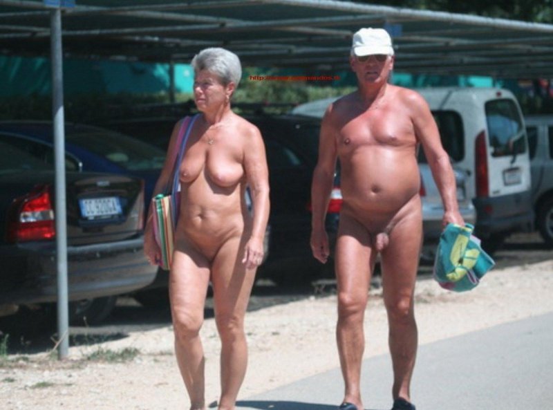 Пожилые нудисты