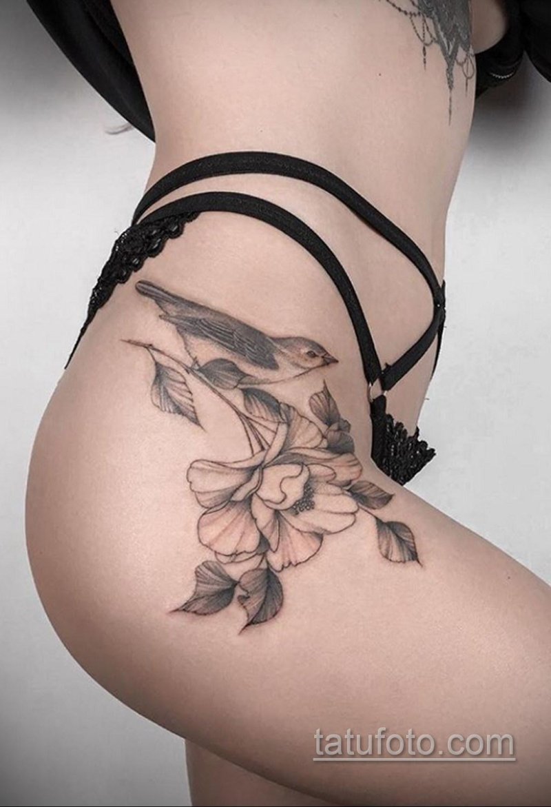 Тату ворон женские