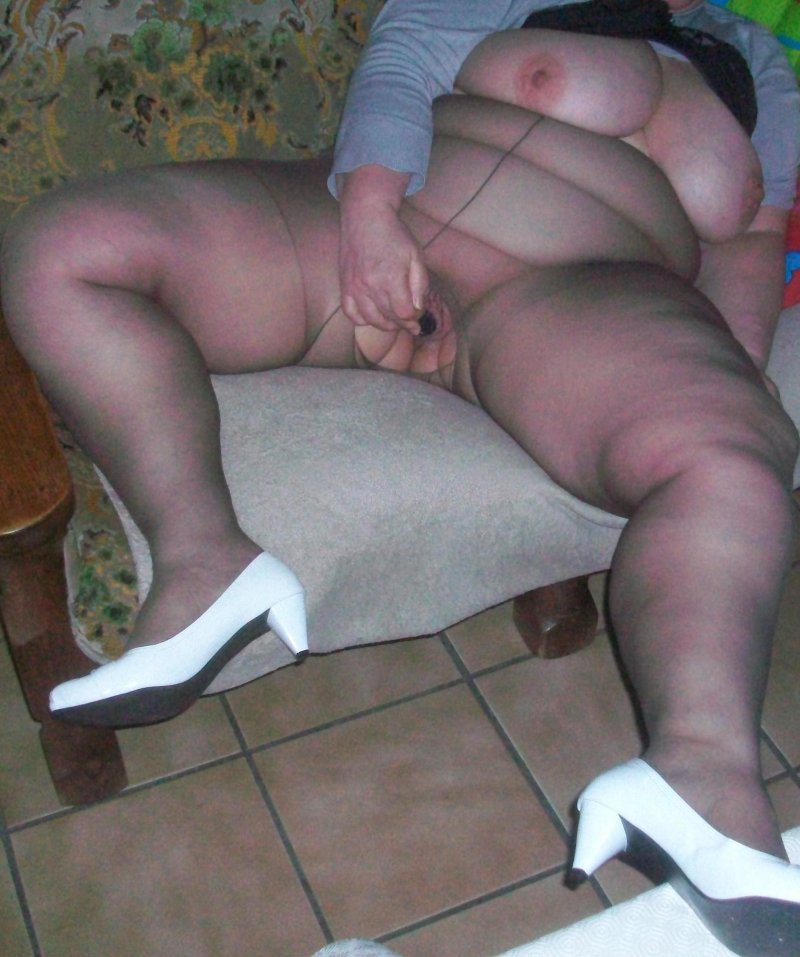 Голые толстые бабы в колготках