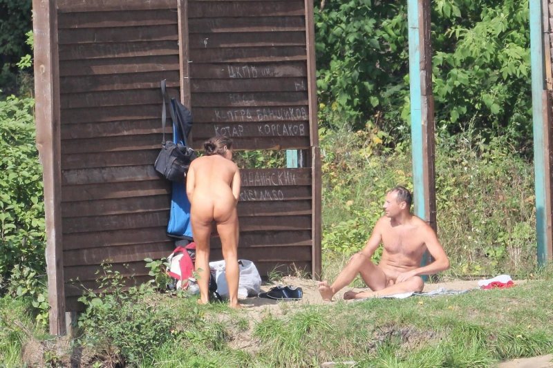 Нудисты в бане