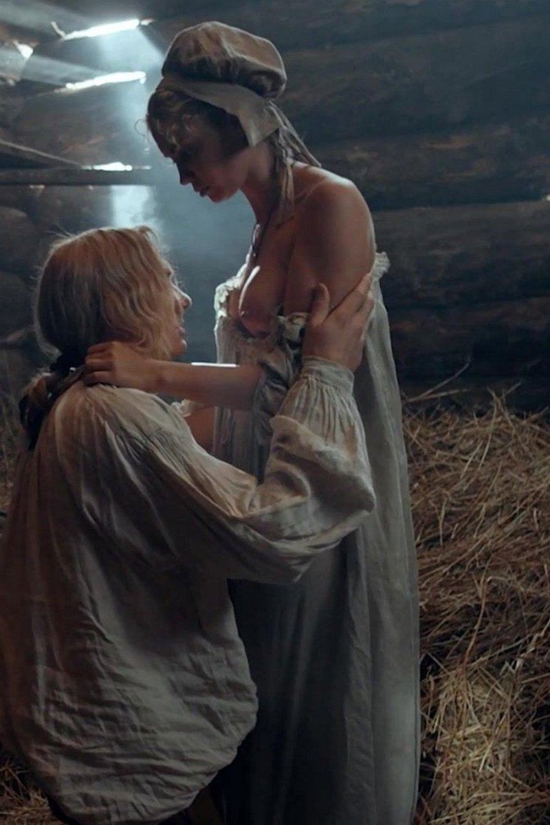 Агата муцениеце голая в кино