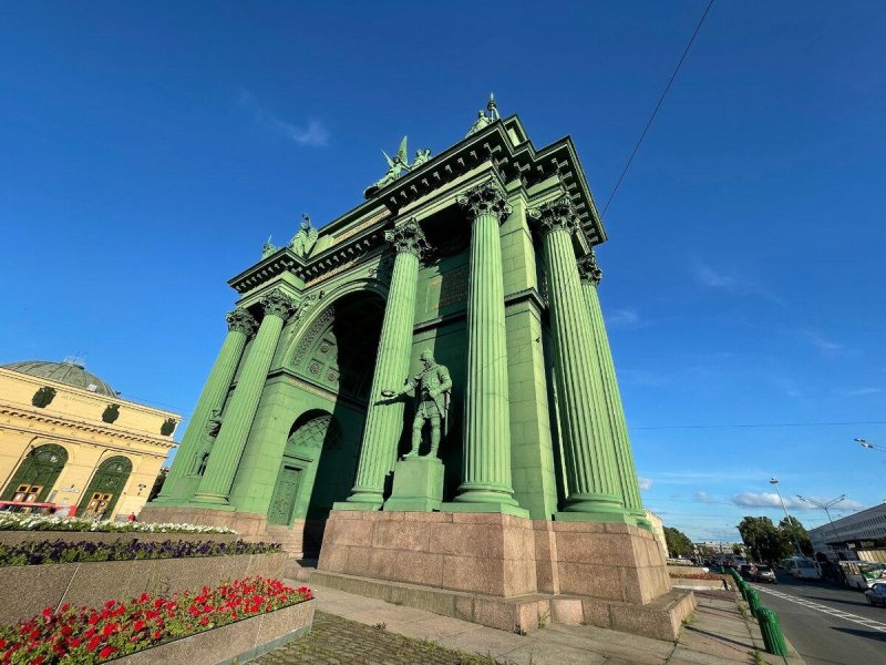 Нарвские триумфальные ворота санкт петербург