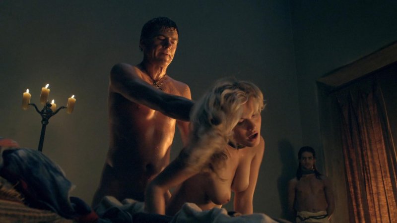 Голая вива бьянка в фильме спартак