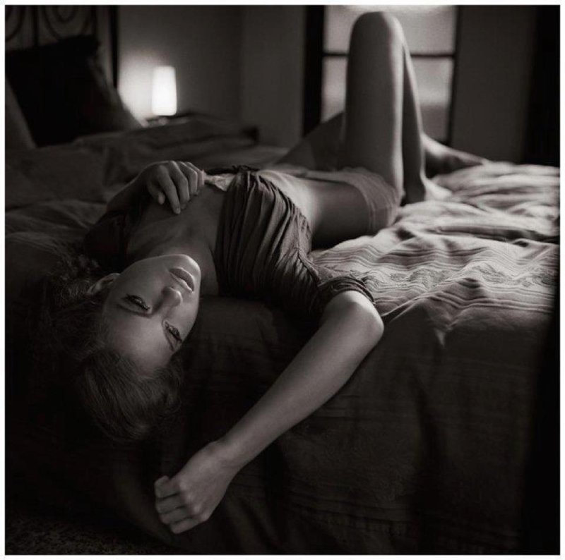 Фотосессия в спальне