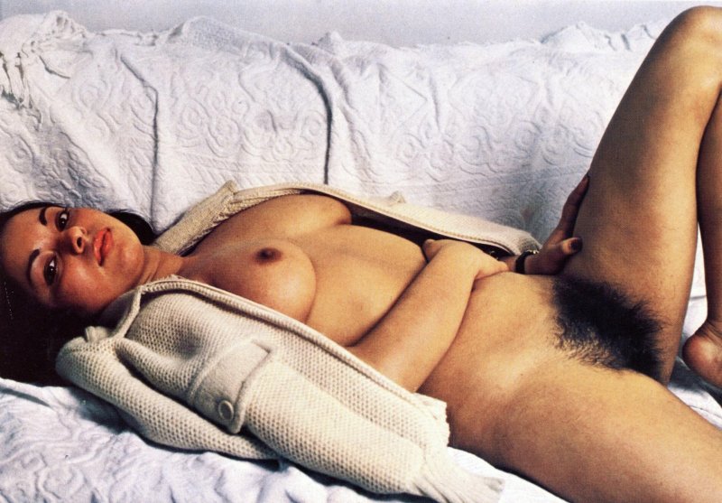 Ретро спящие волосатые