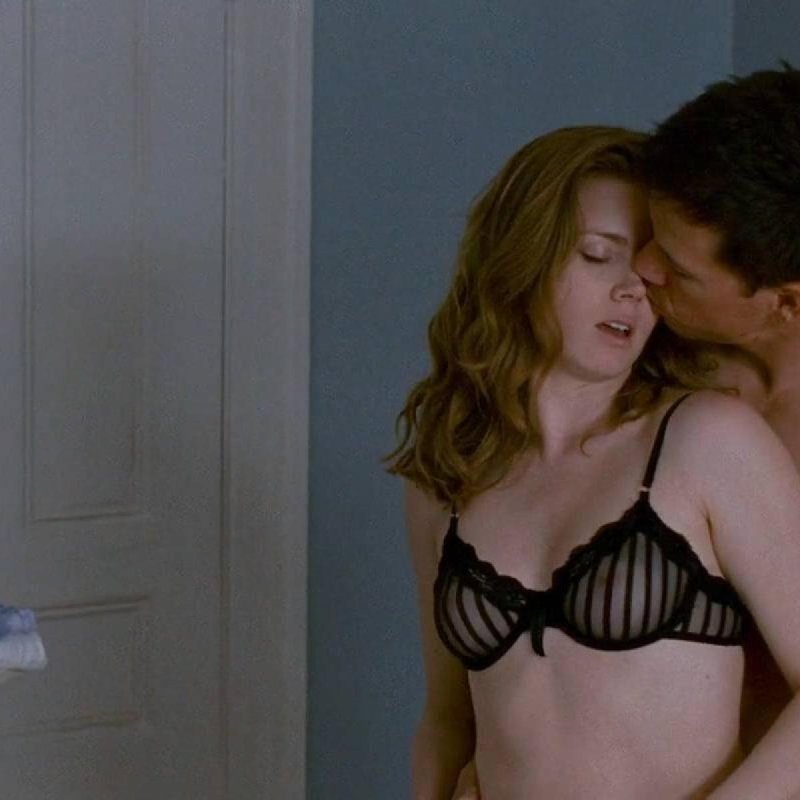 Эми адамс постельные сцены