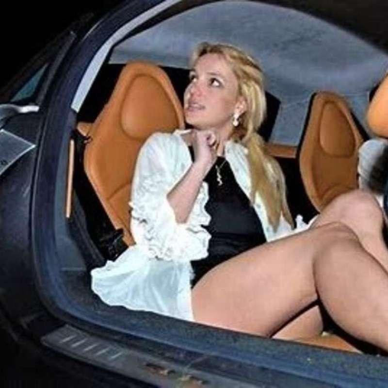 Бритни спирс без трусиков