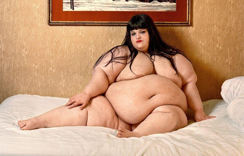Современные голые жирные бабы